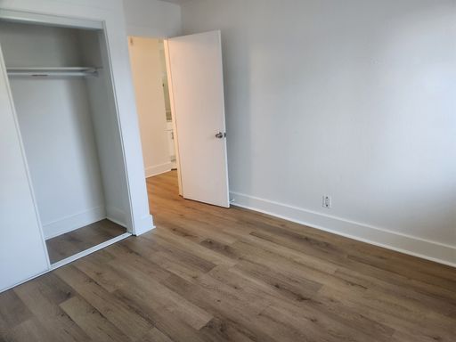 Listing photo thumbnail