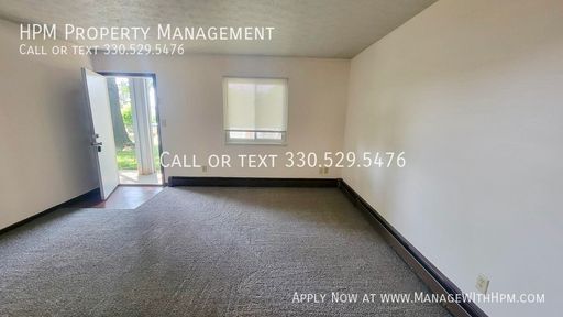 74 1st St SE #8, Barberton, OH 44203