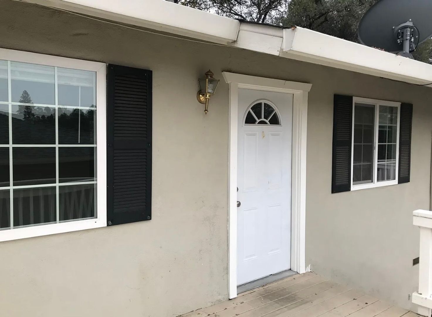 Auburn Apartment: 237 Daniels Drive