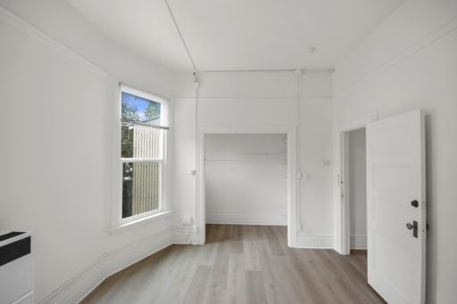 Charming 2-Bedroom Apartment Near UC Berkeley – Ideal for Students! – photo 1