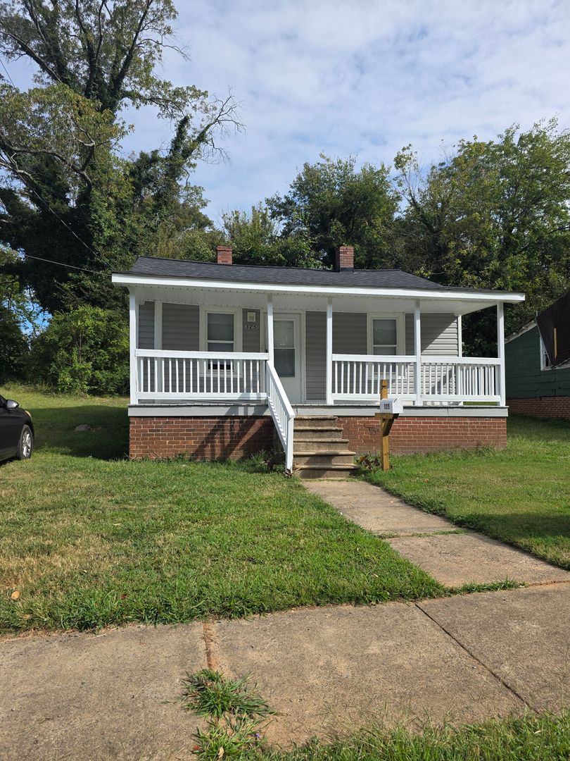 Winston-Salem House: 325 W. 23rd Street