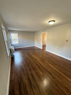 422 Gregory Street – photo 1