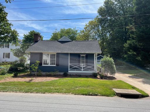 325 N. Avalon Road – photo 1