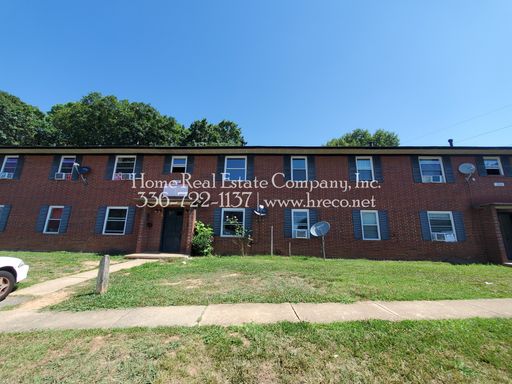 Cambridge Apartments | 615 W. 23rd Street Apt D