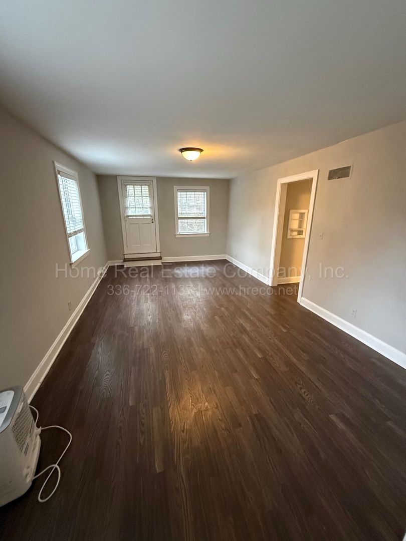 Winston-Salem Apartment: 624 West End Blvd Apt A-1