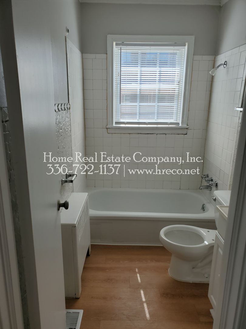 200 High Street Apt 11, WinstonSalem, NC 27101