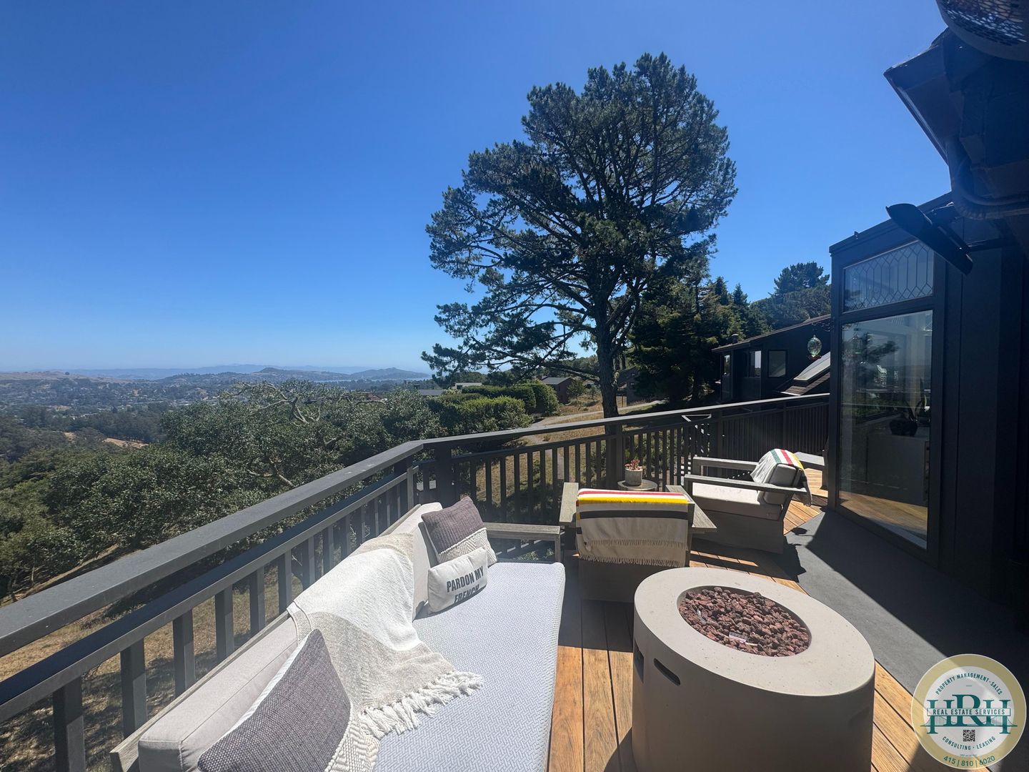 Mill Valley House: 642 Amaranth Boulevard