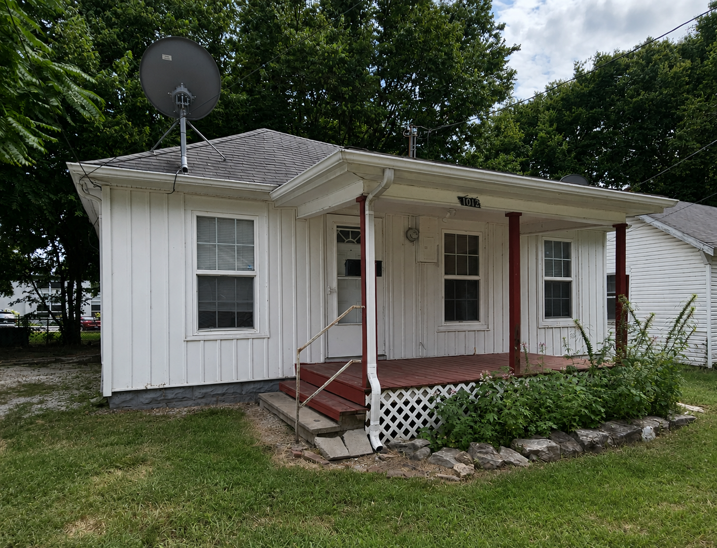 SPRINGFIELD House: 1012 W ELM ARCADE