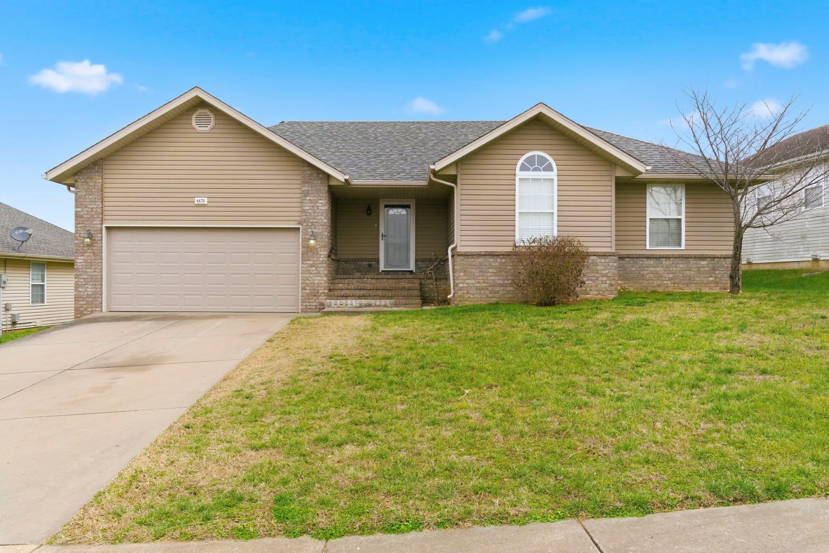 Springfield House: 4470 N. Toby Ave