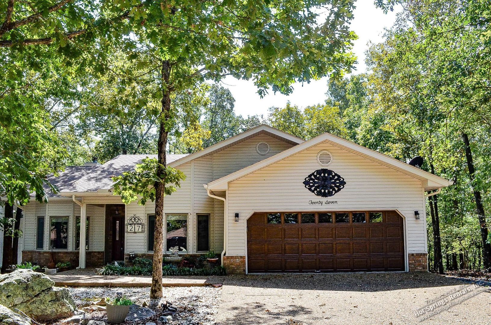 Hot Springs Village House: 27 Barcelona Way