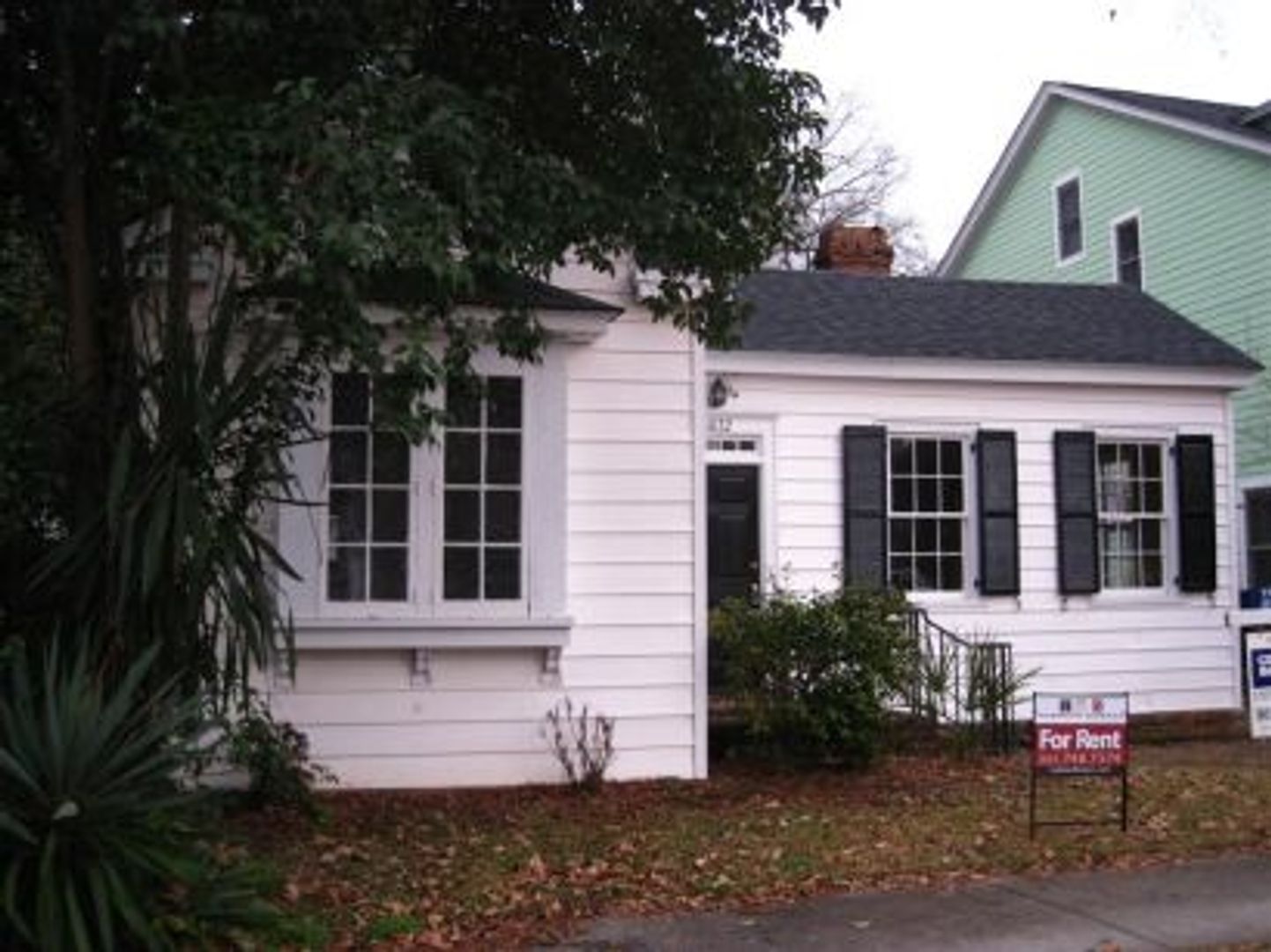 Columbia House: 1022 Henderson Street