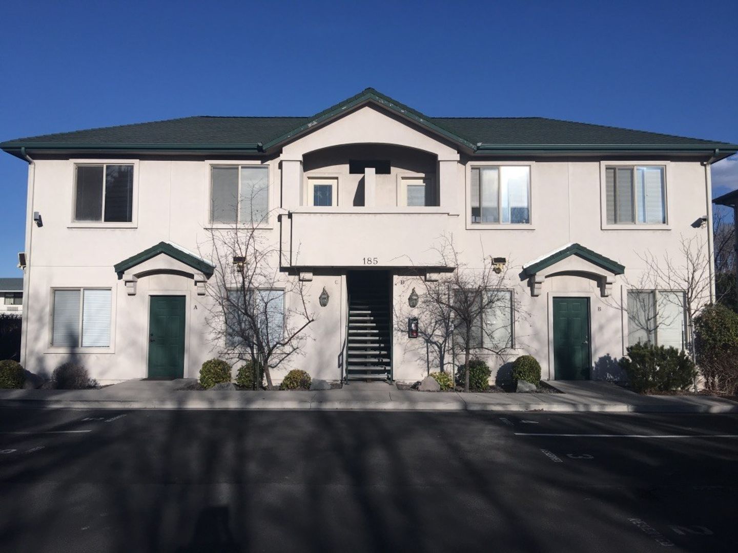 Reno Apartment: 185 Hillcrest Drive APT D
