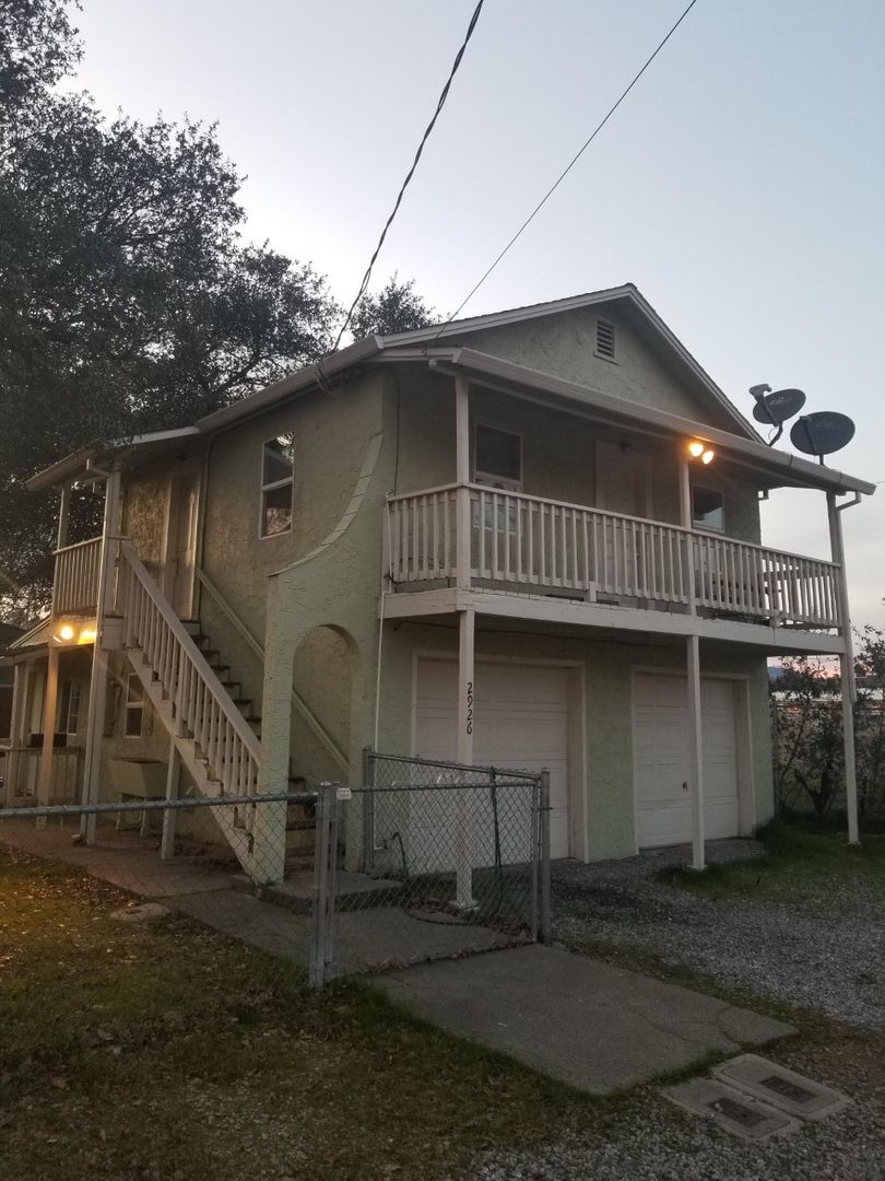 Redding Apartment: 2926-2928 Favretto Ave