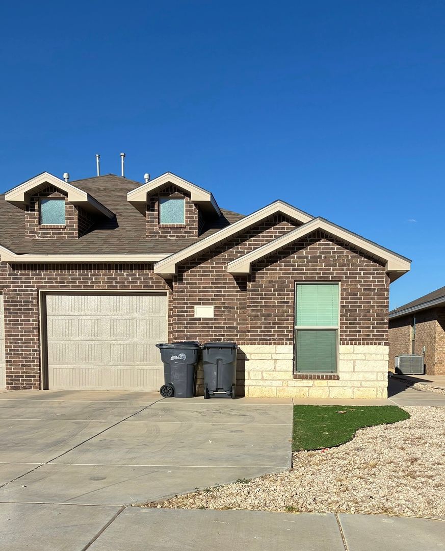Lubbock Apartment: 1911 Langford