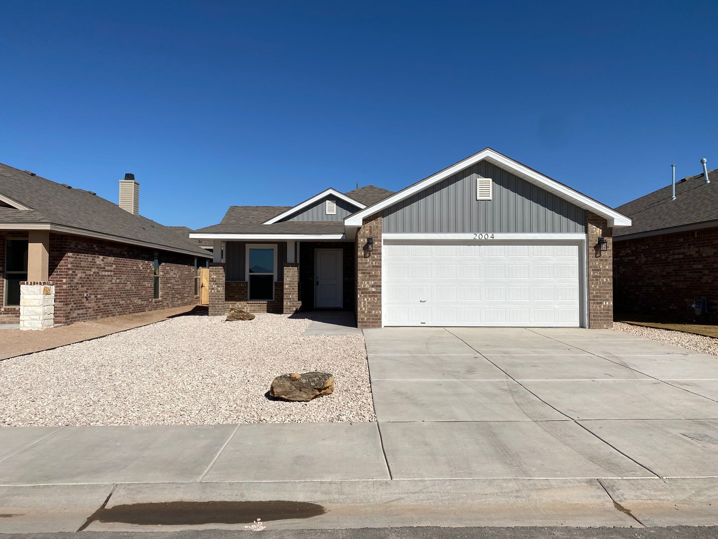 Lubbock House: 2004 137th St