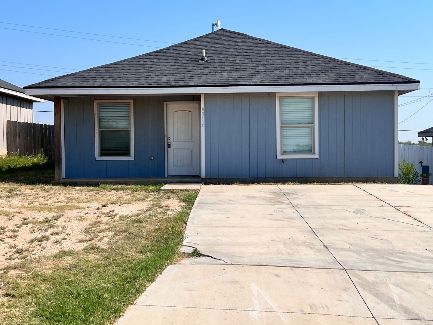 Lubbock House: 4315 E 61st St