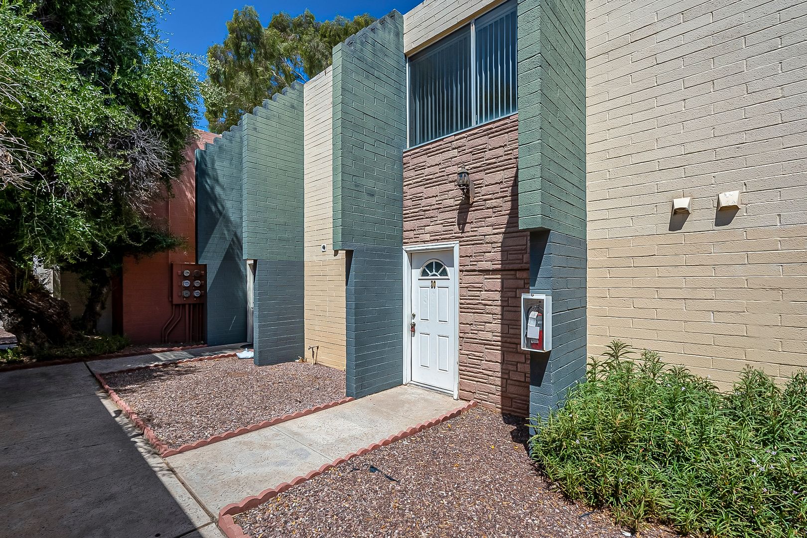 Phoenix Apartment: 1801 W Tuckey Ln