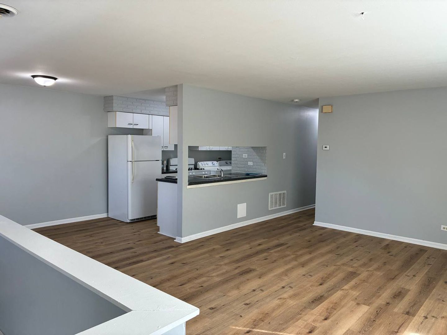 Lynwood House: 20115 Ash Ln