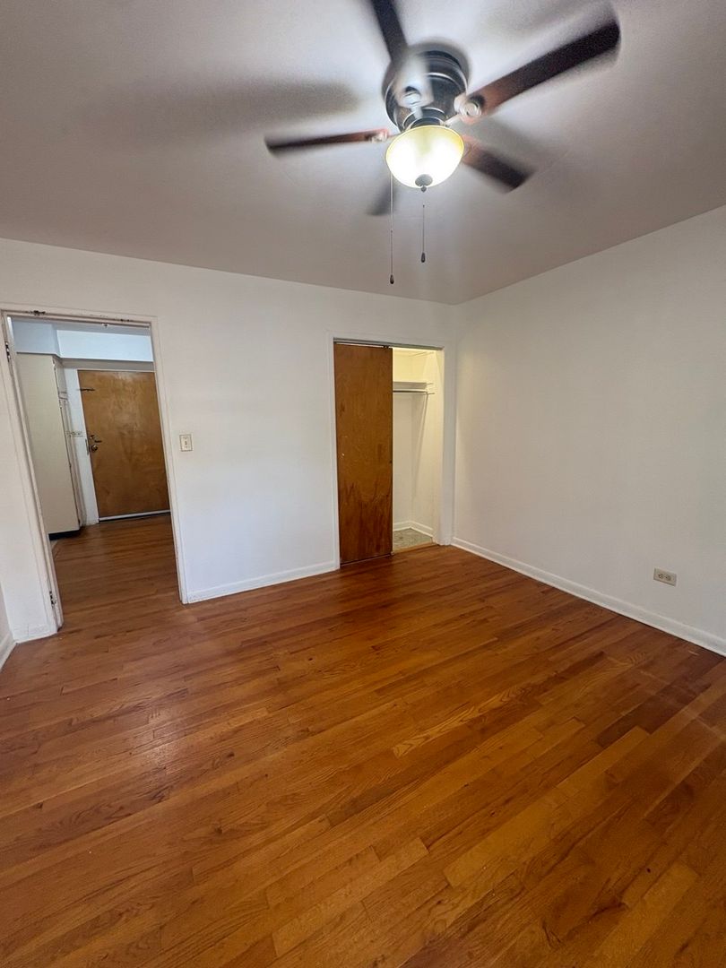Hillside Apartment: 345 N Laverne Ave