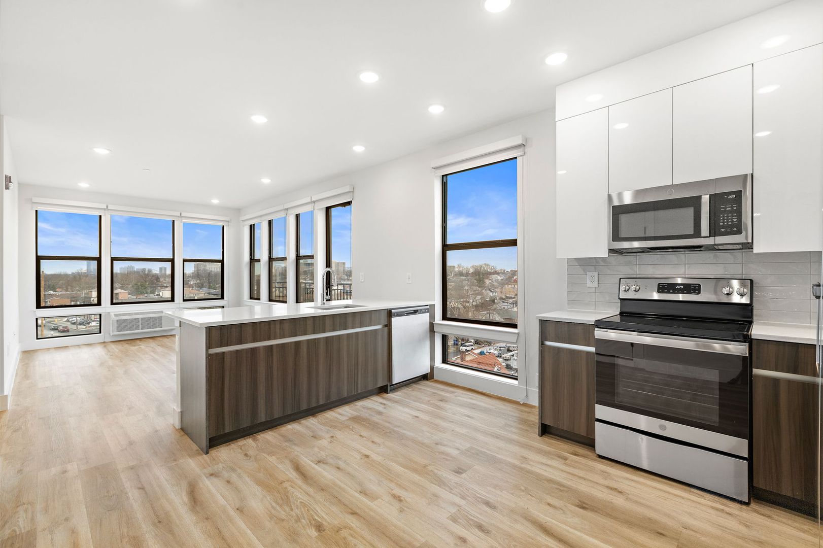 Fairview Apartment: 333 Bergen Blvd