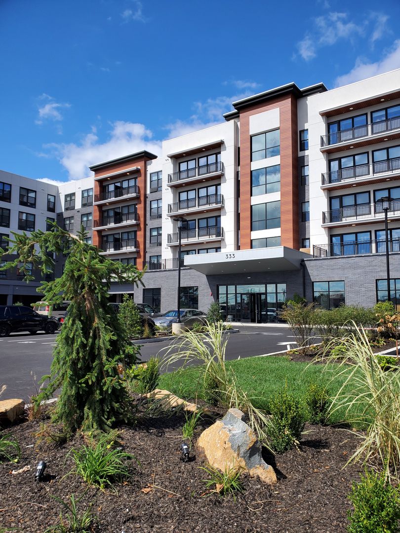 Fairview Apartment: 333 Bergen Blvd
