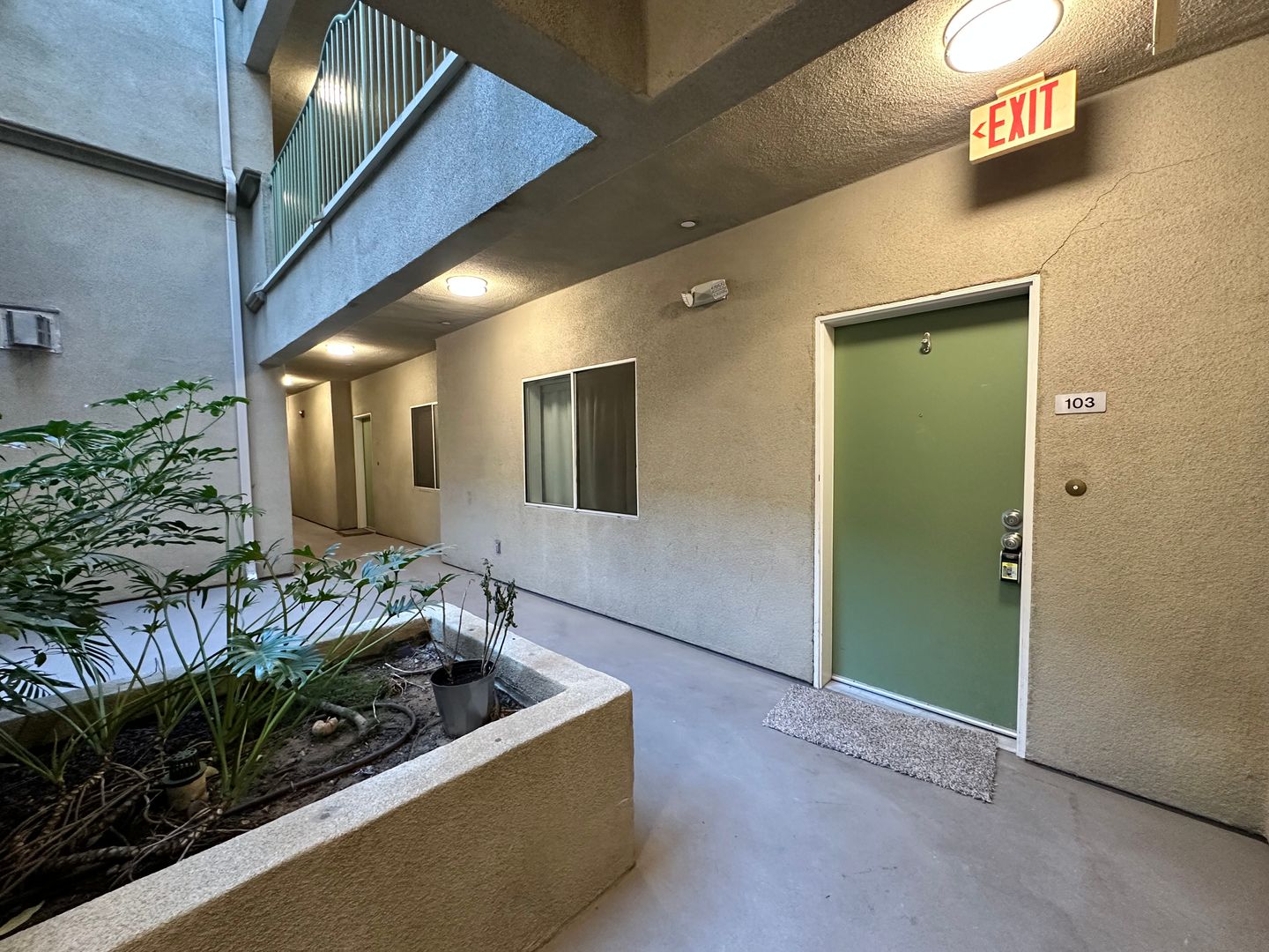 Canoga Park Condo: 7551 Jordan Ave.  103
