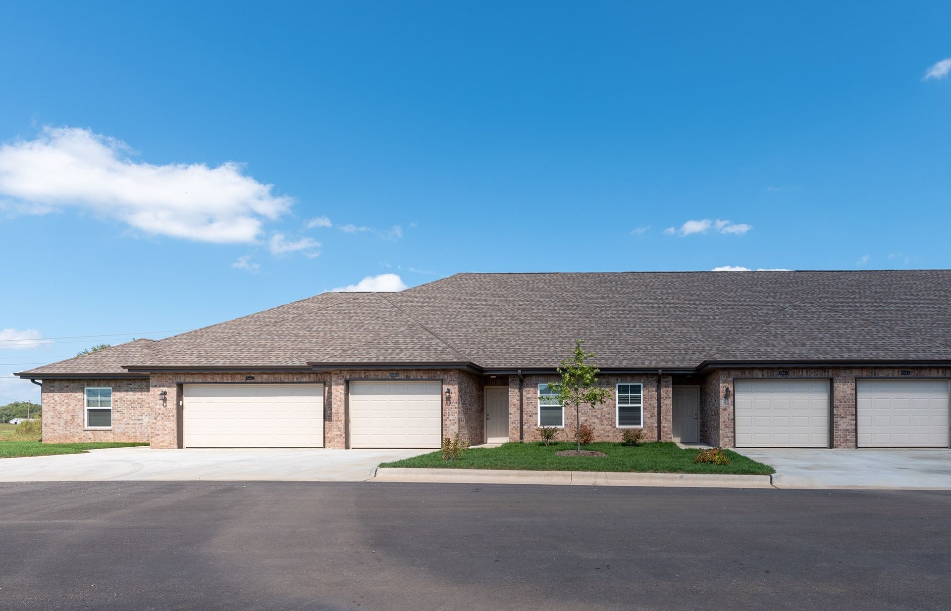Ozark Apartment: 5620 N Farmer Branch Rd