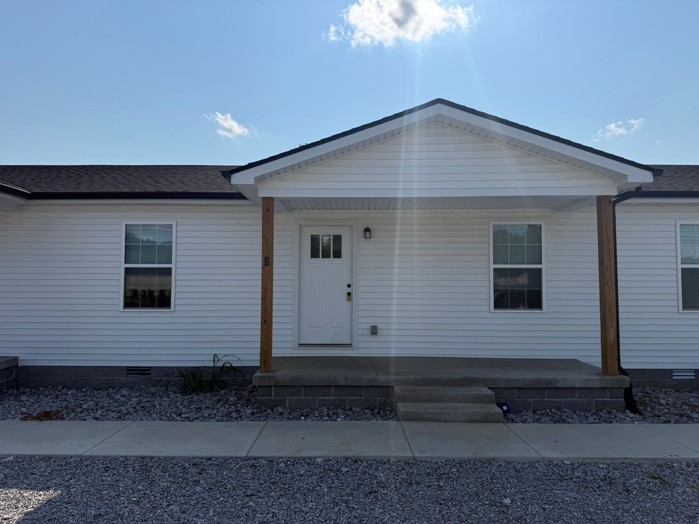 Russellville Apartment: 102 Deacon Lane