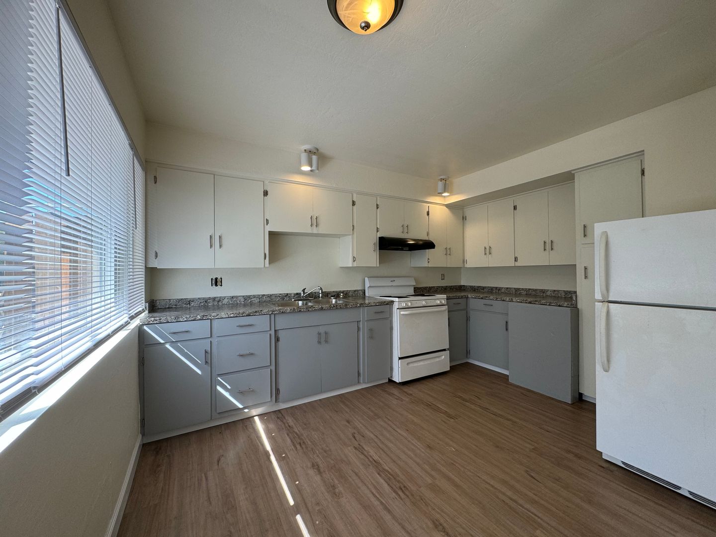 Eureka Apartment: 1440 California Street