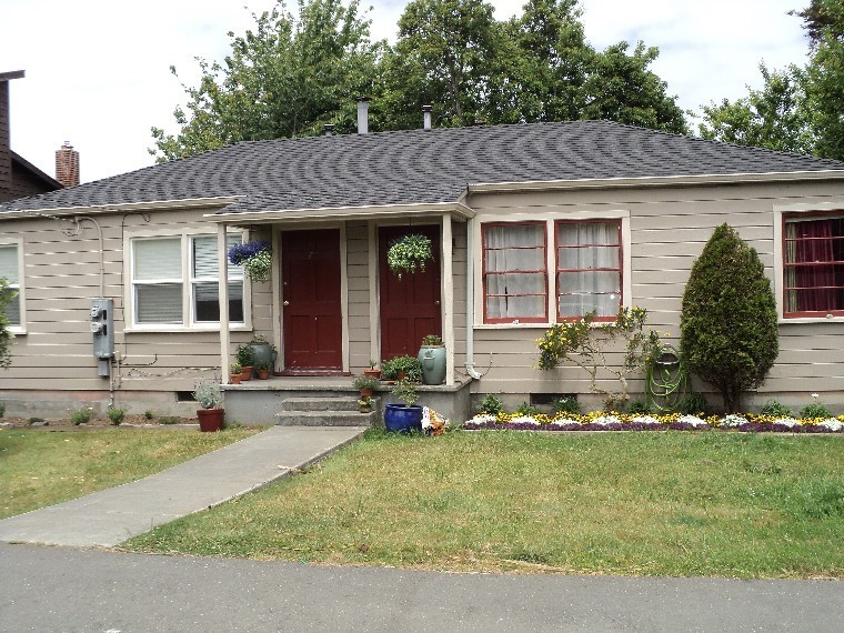 Eureka Apartment: 1231 Myrtle Ave