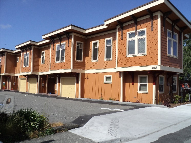 Arcata Apartment: 565 H Street