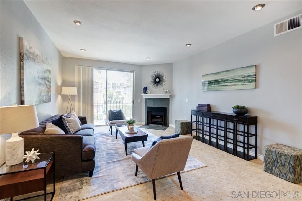 San Diego Condo: 2445 Brant Street