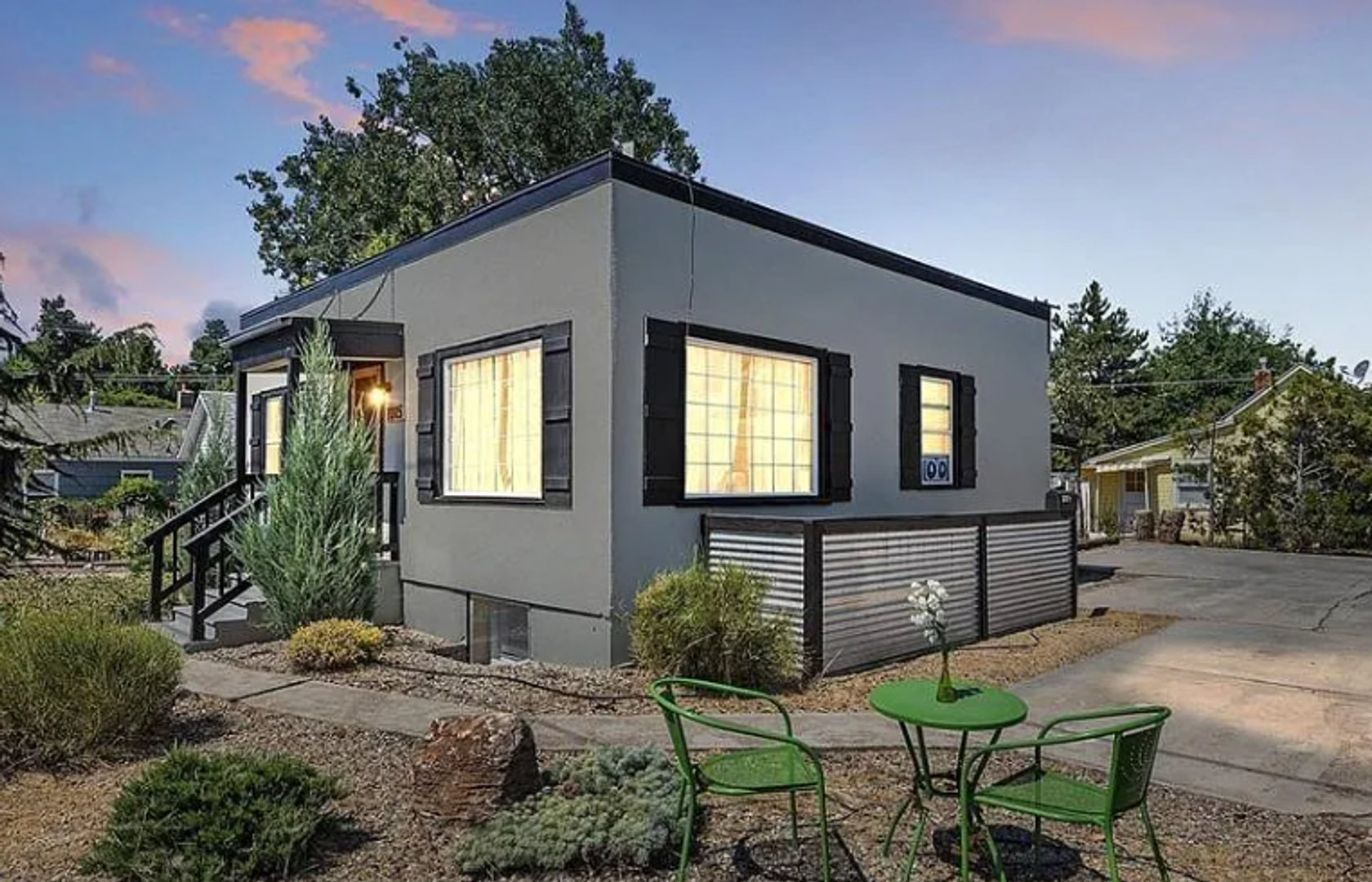 Boise House: 1015 1/2 N 27th St (Lower unit)