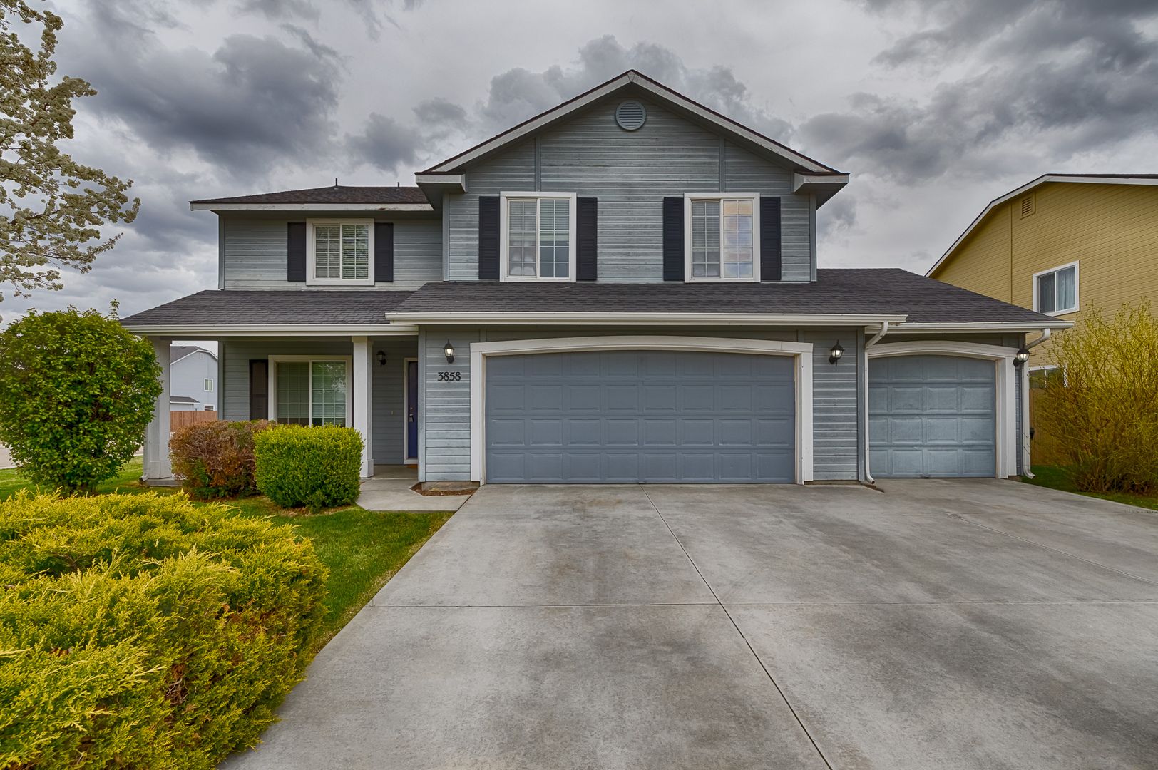 Meridian House: 3858 N. Tupiza Ave.