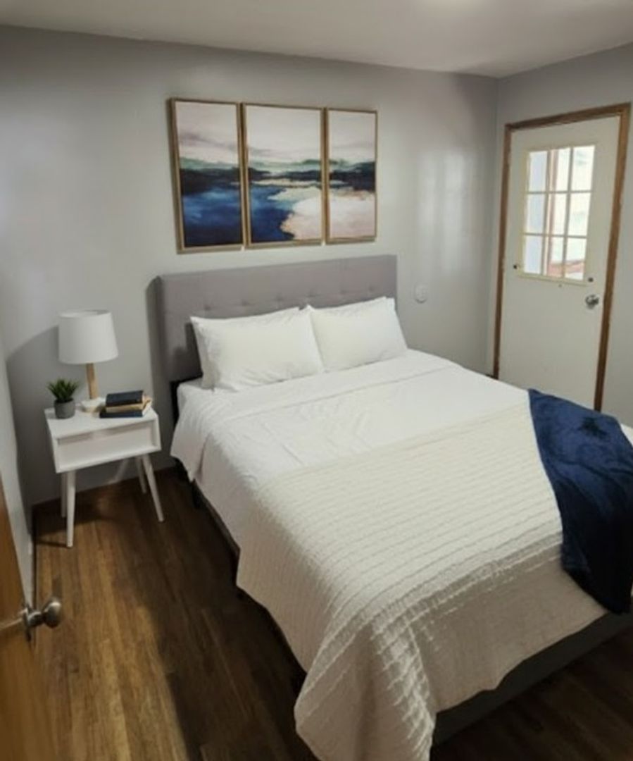 Charming 2-Bedroom House for Rent 