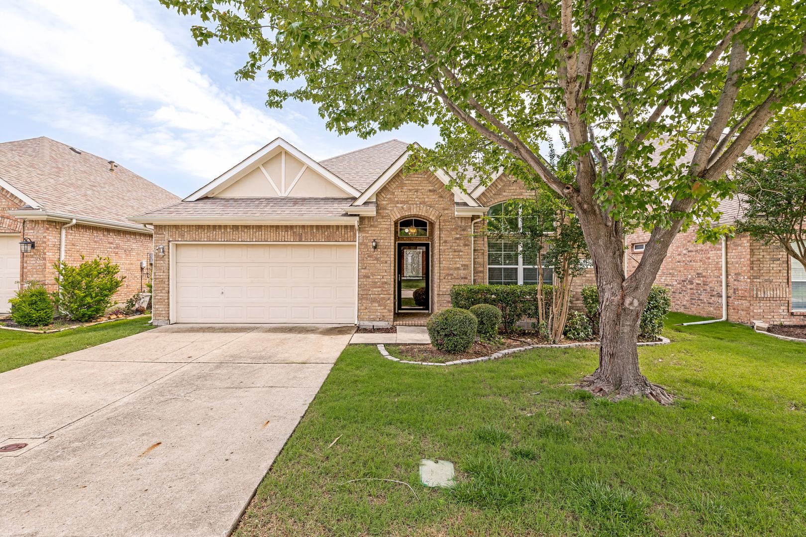 Mckinney House: 10129 Sanden Drive