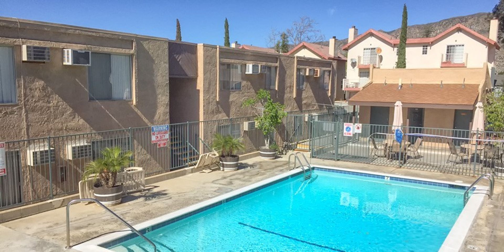 TUJUNGA Apartment: PARKVIEW