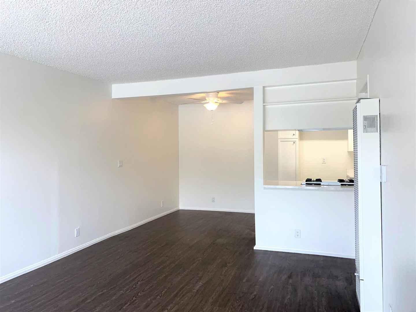 GLENDALE Apartment: FAIRMONT SQUARE