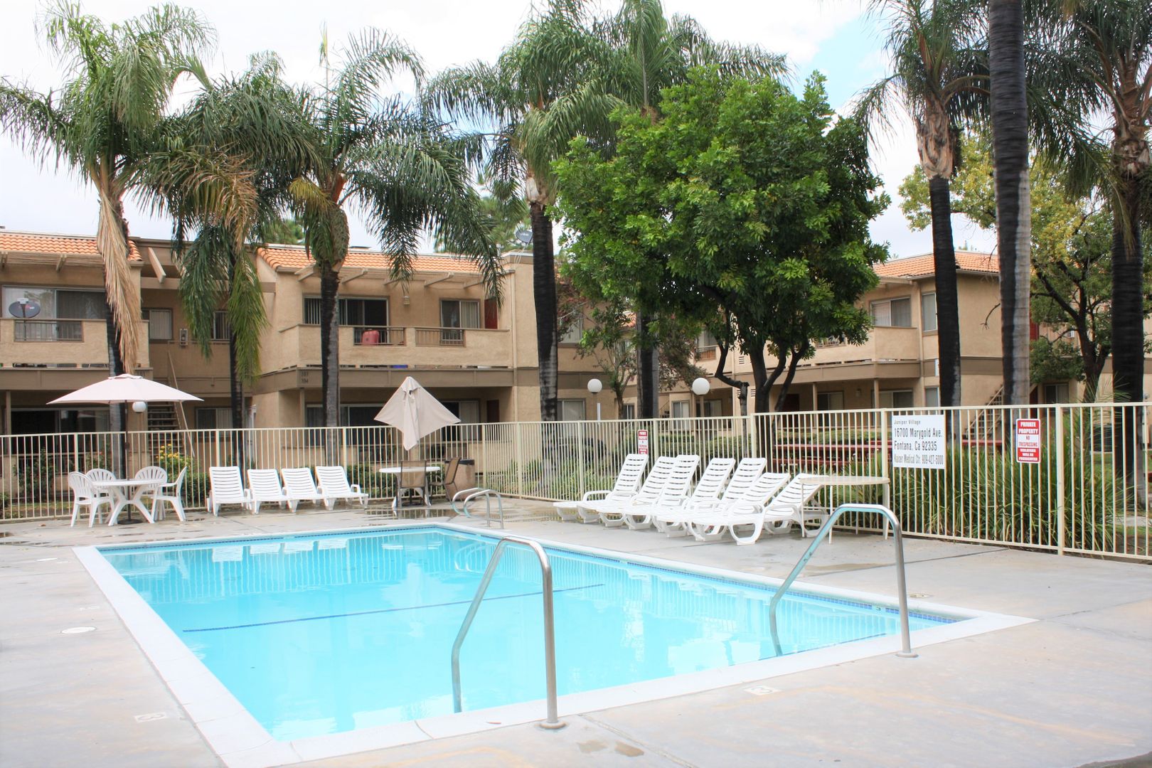 FONTANA Apartment: JUNIPER VILLAGE