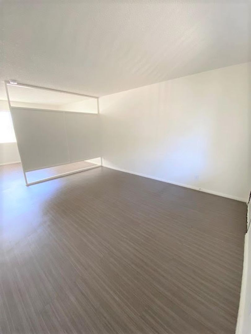 WILMINGTON Apartment: PEACH TREE I