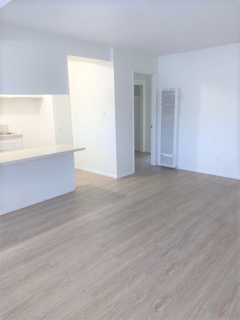 TORRANCE Apartment: SHIBUI