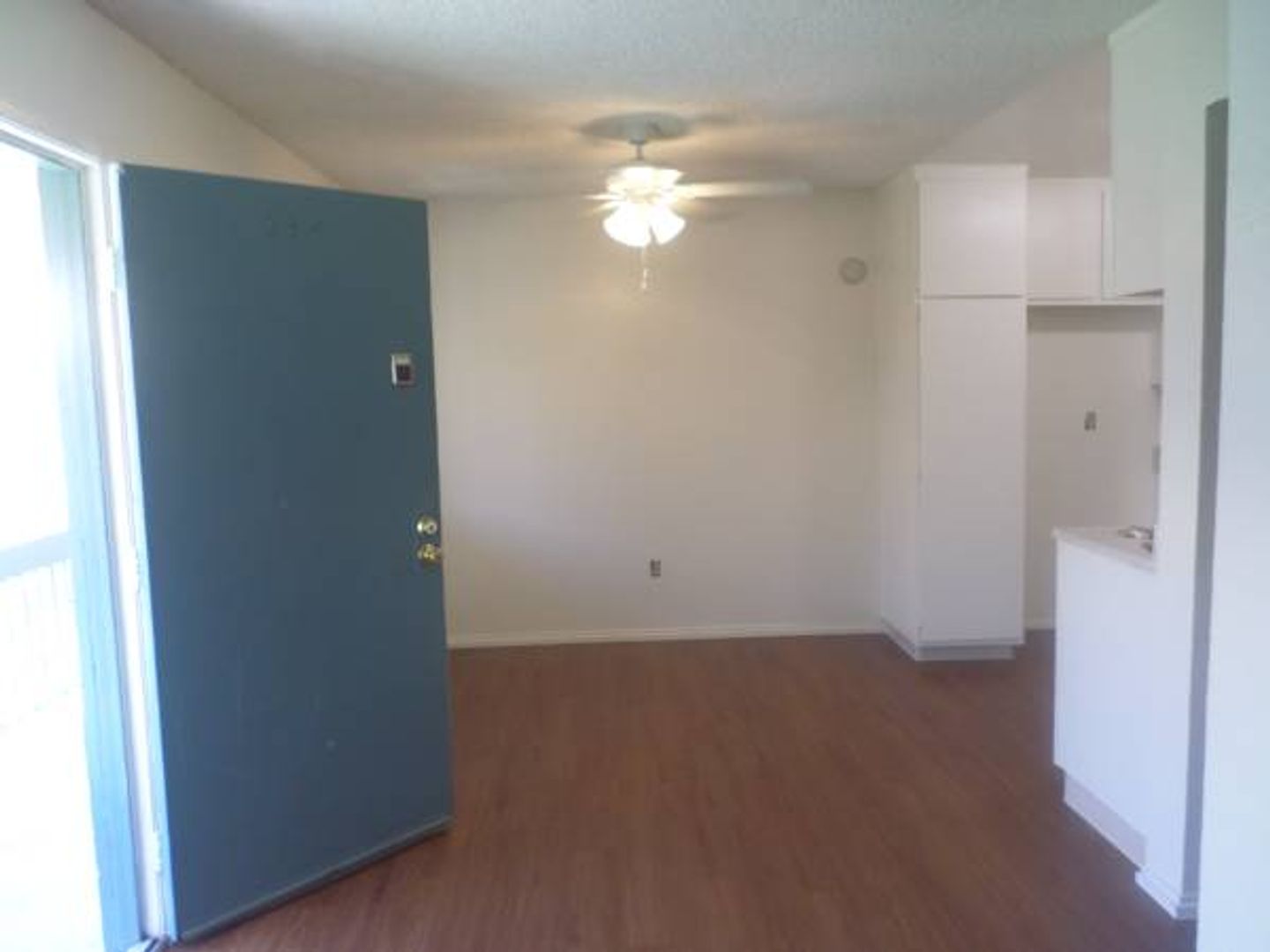 PALM SPRINGS Apartment: GALLERY