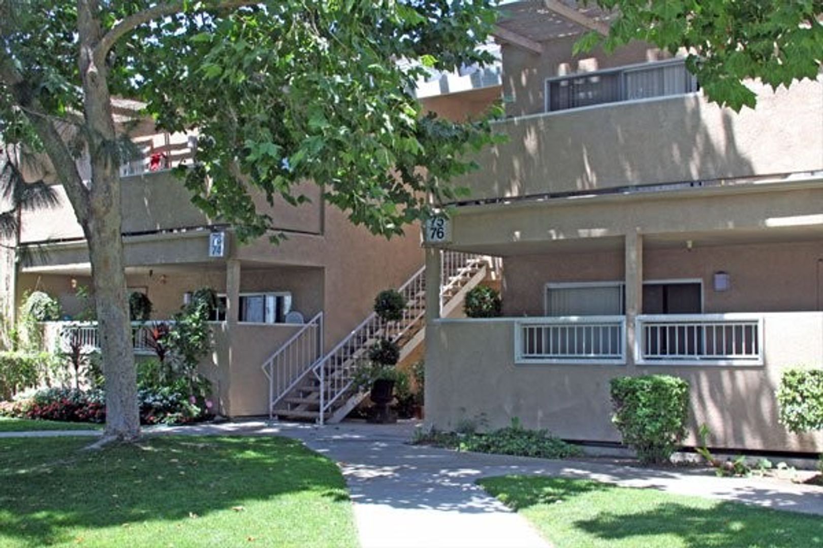 FONTANA Apartment: SANTA FE VILLAS