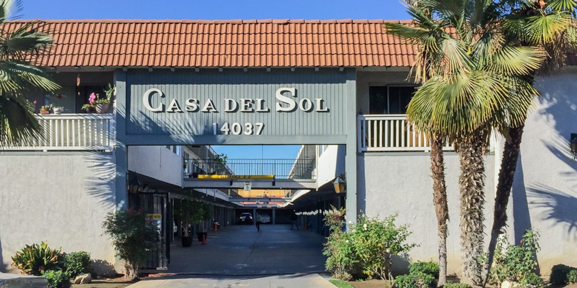 HAWTHORNE Apartment: CASA DEL SOL SOUTH