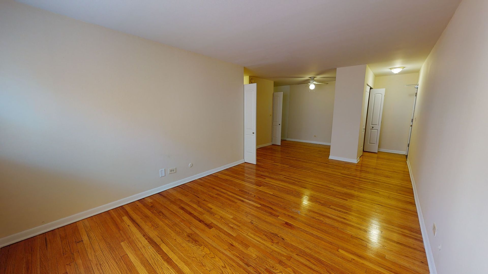 Chicago Apartment: 606 W. Cornelia
