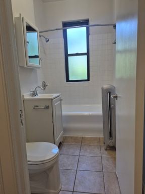 Great Studio Apartment in Hyde Park! – photo 1