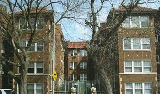 One Bedroom - Roger’s Park – photo 1