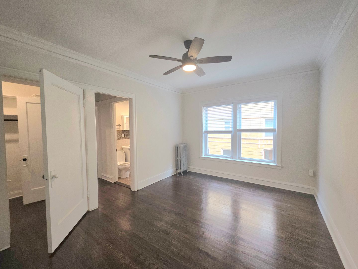 Chicago Apartment: 5736-52 S. Stony Island