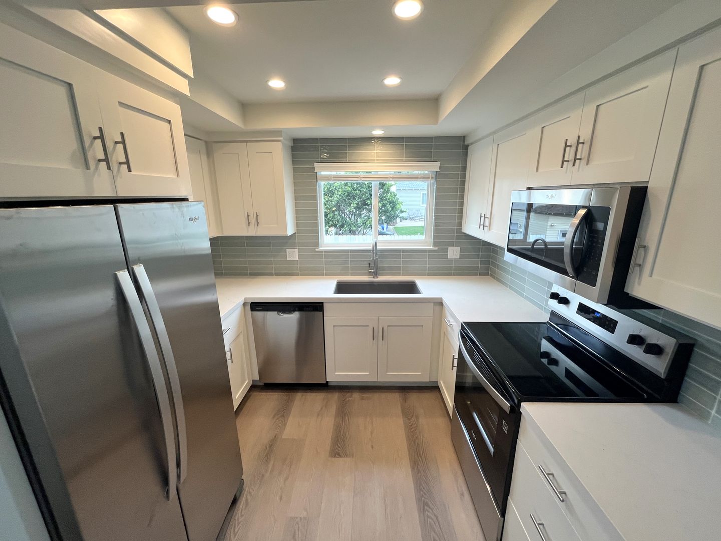 Encinitas Townhome: 744 Third Street