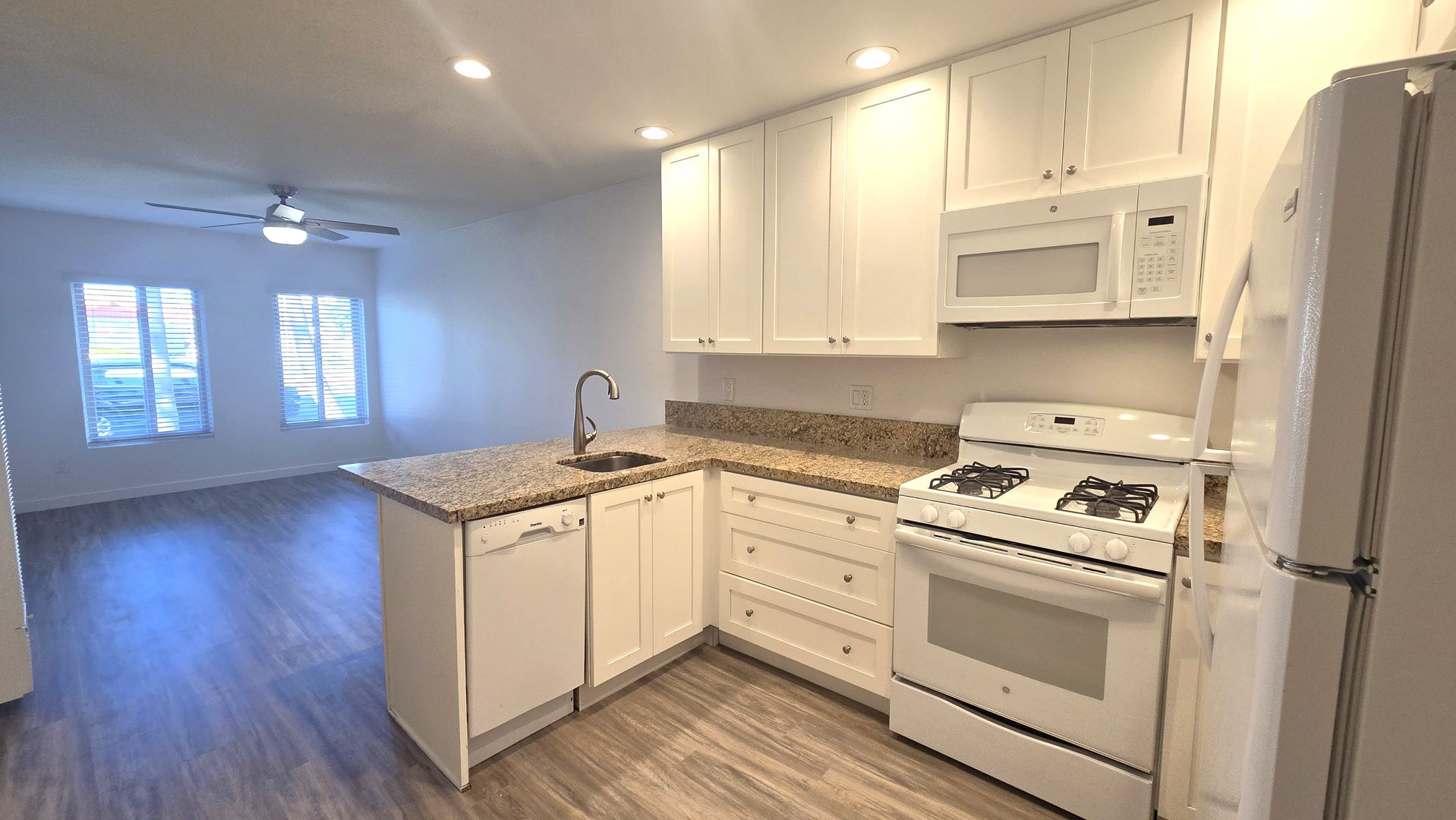 Carlsbad Apartment: 3244 Harding Street Unit 7